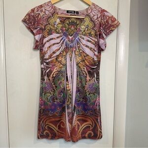 Apt. 9 Y2K Whimsical V-Neck Shirt. Size: Medium.